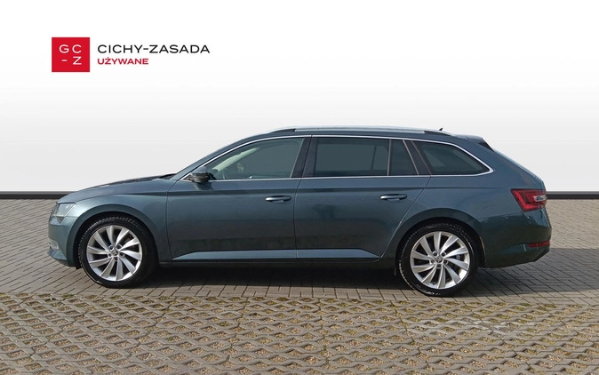 Skoda Superb cena 107900 przebieg: 146112, rok produkcji 2019 z Paczków małe 781